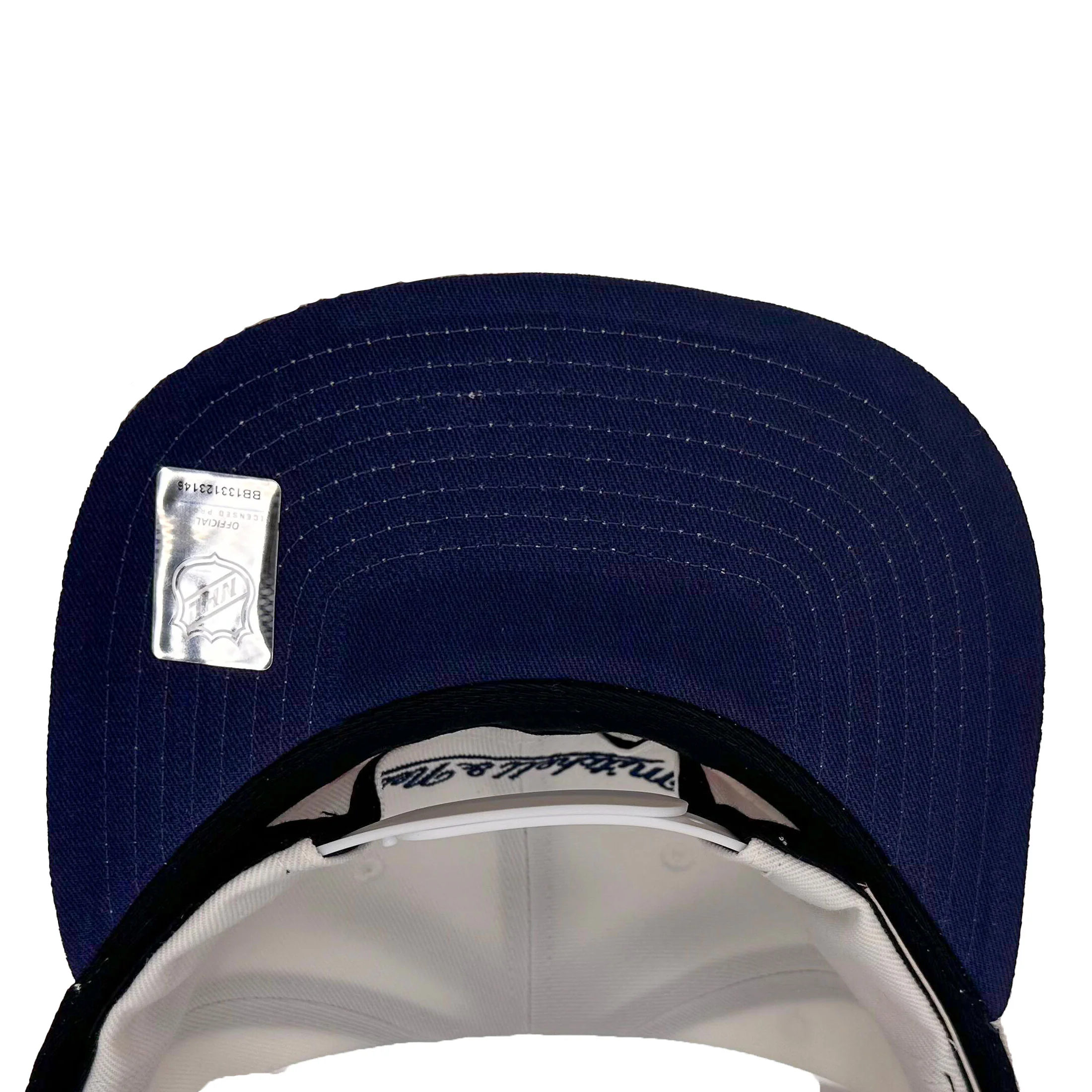 Edmonton Oilers Mitchell & Ness White Iceberg Snapback Hat - Image 4
