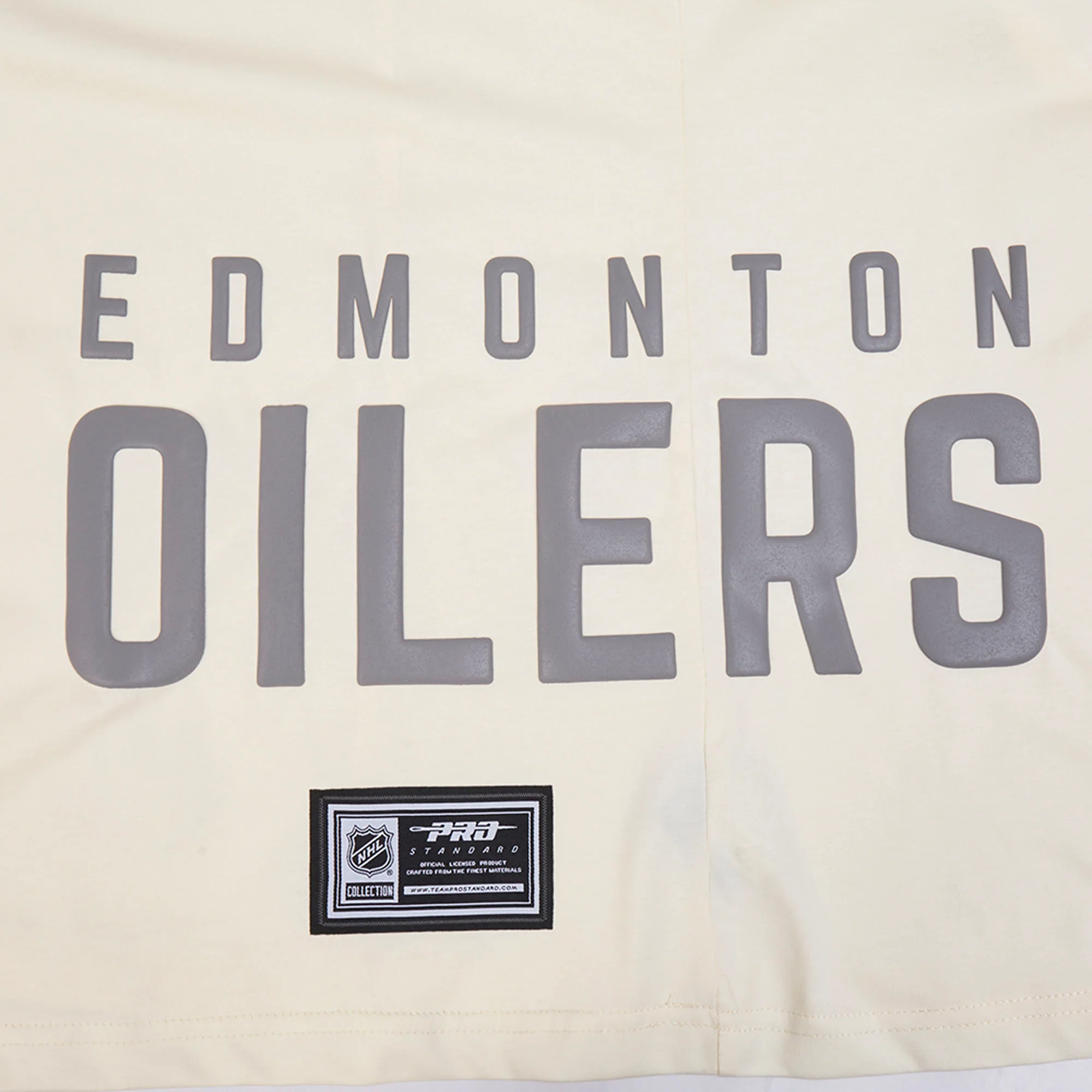 Edmonton Oilers Pro Standard Street Team Cream Drop Shoulder T-Shirt - Image 7