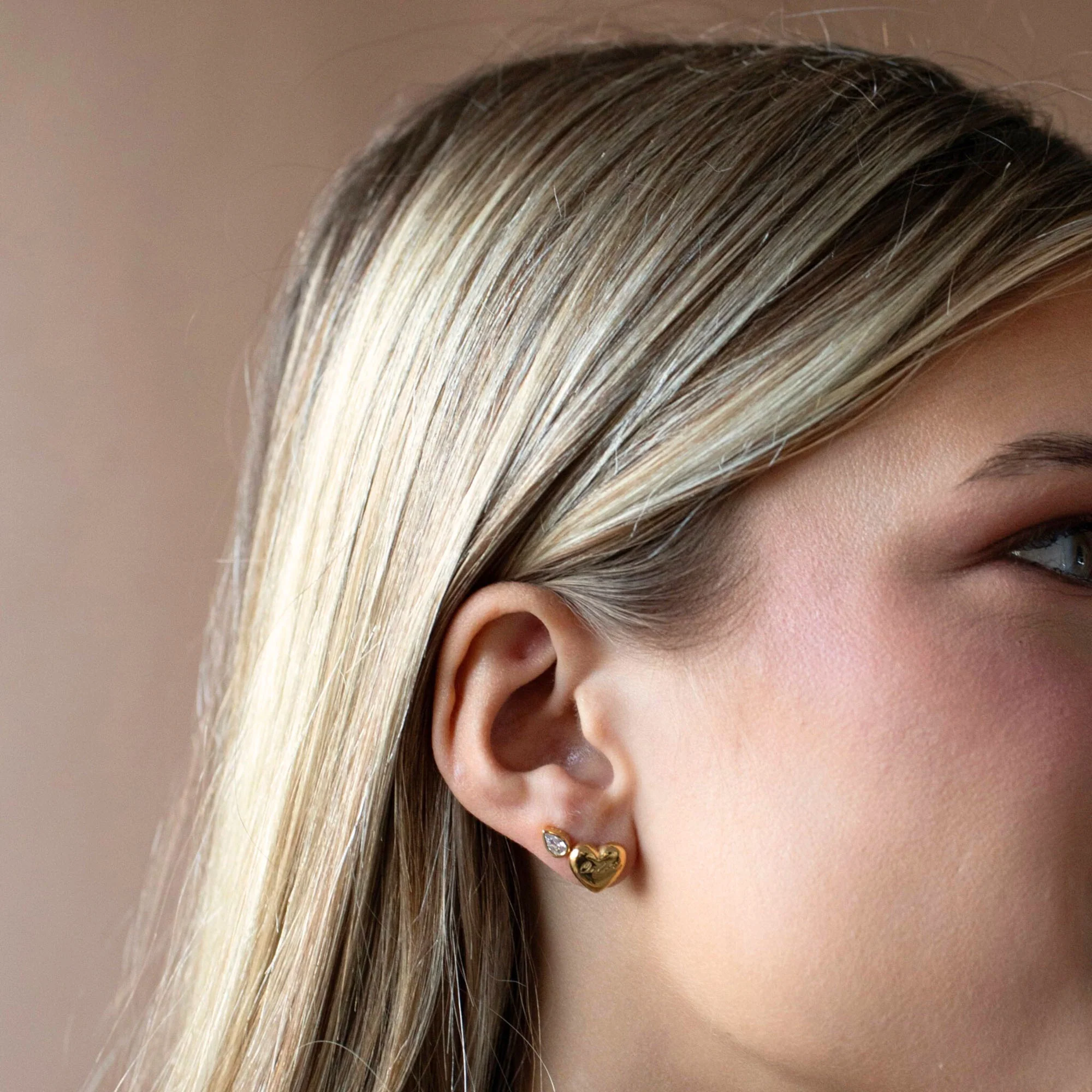 Edmonton Oilers So Pretty Cara Cotter Gold Earring Stud Pack - Image 6