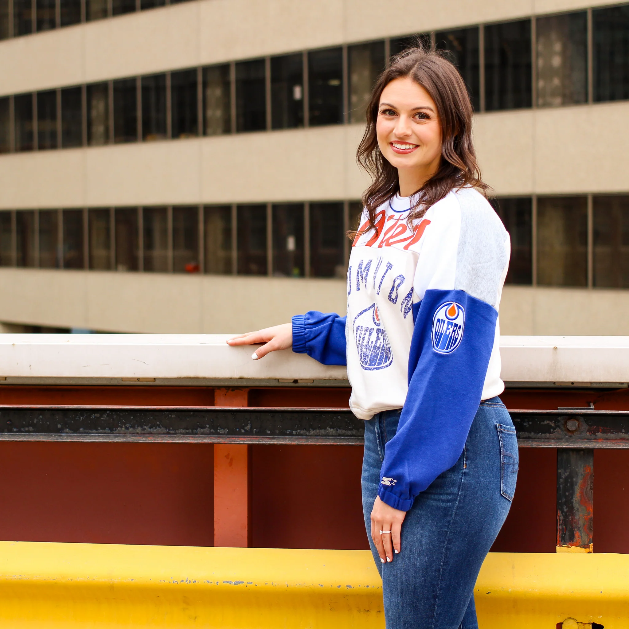 Edmonton Oilers Women's Starter Royal & White Circus Catch Tie Boxy Cropped Crewneck Sweatshirt - Image 2