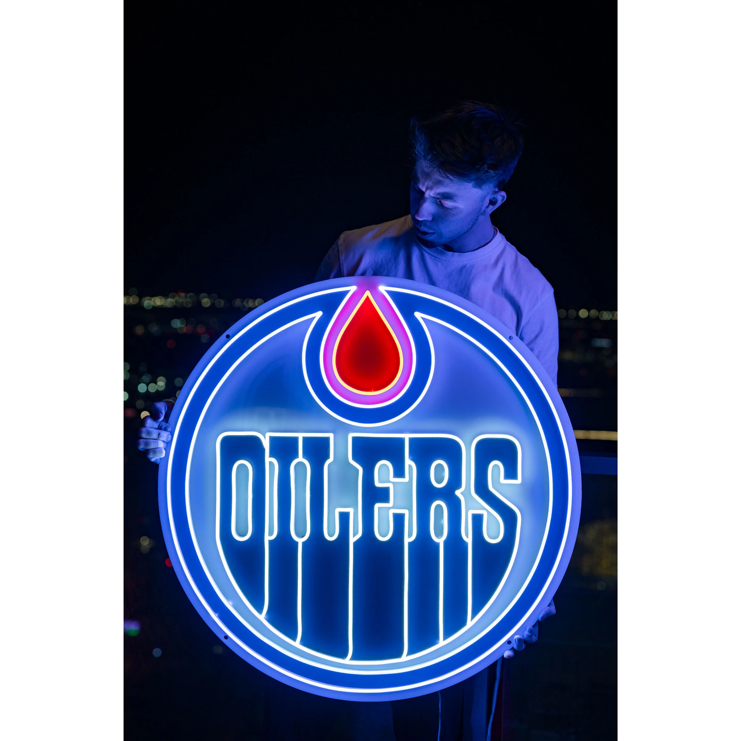 Edmonton Oilers Urban Now Large Logo Neon 32"x 32" Wall Sign - Image 4