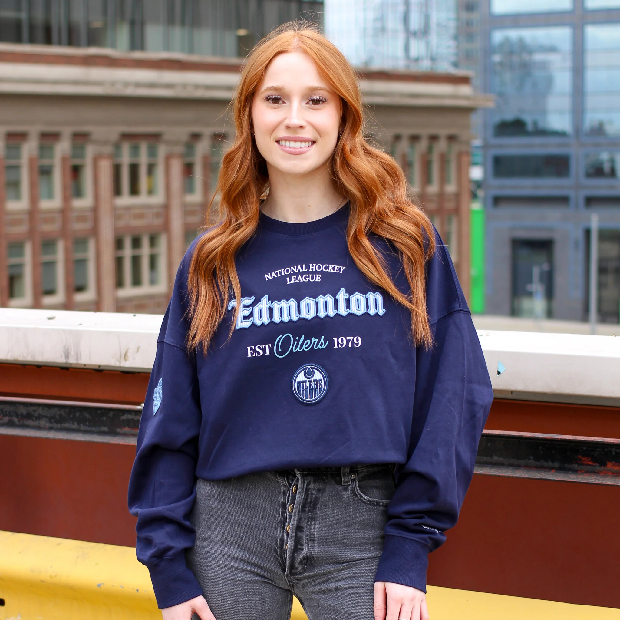 Edmonton Oilers Women's Pro Standard Country Club Blue Boxy Cropped Crewneck Sweatshirt